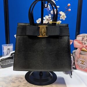 Salvatore Ferragamo Vara Lizard Embossed Black Leather Handbag W/ Bow Top Handle